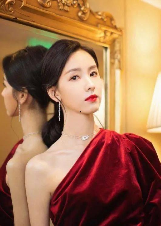 李晓庆最新爆料,揭秘娱乐圈不为人知的幕后真相  第1张